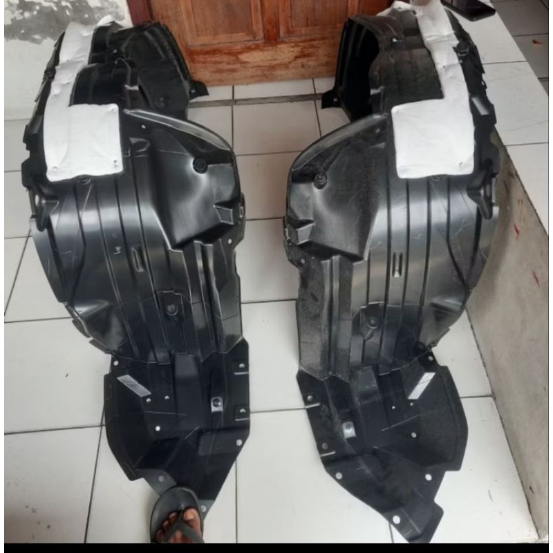 Jual liner fender innova zenix bonus kancing klip original baru ...
