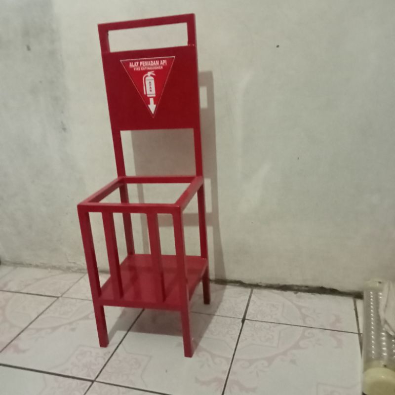 Jual Tempat dudukan apar + sticker,25×25×45 tinggi tiang sticker 90cm ...