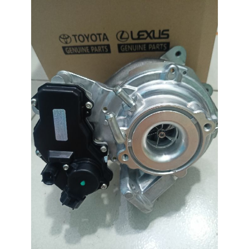 Fit For TOYOTA HILUX REVO FORTUNER GENUINE USB CHARGER AND PD for Sale