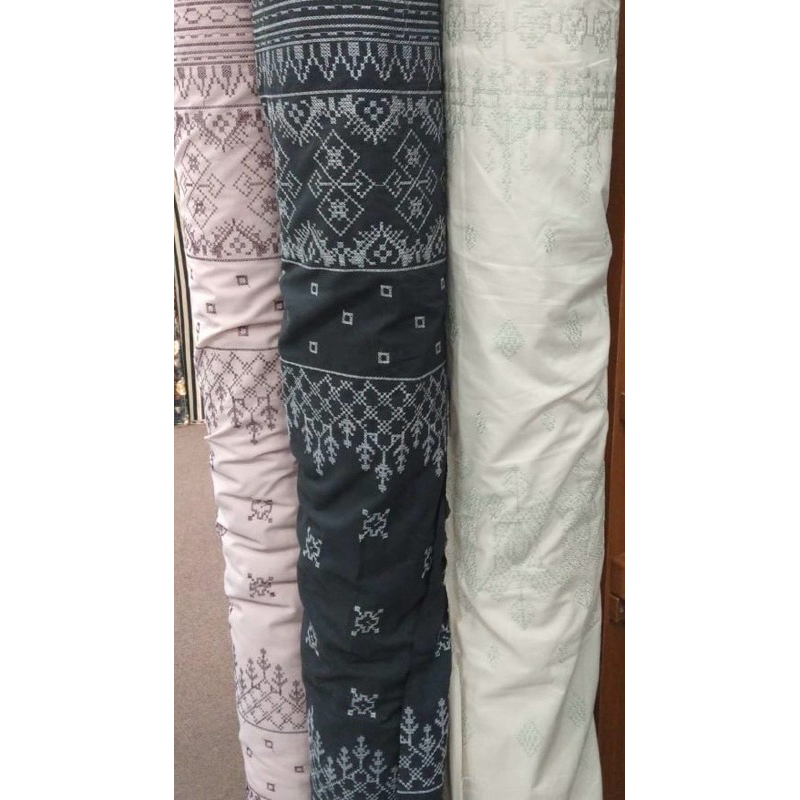 Jual Kain 𝐊𝐀𝐓𝐔𝐍 𝐁𝐎𝐑𝐃𝐈𝐑 PREMIUM 𝐑𝐀𝐘𝐀 Motif 𝟐𝐓𝐎𝐍𝐄|| Harga Per Setengah ...