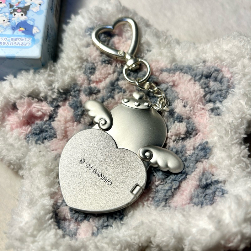 Jual [Preloved & Light Scratches] Official Sanrio Tuxedo Sam Locket ...