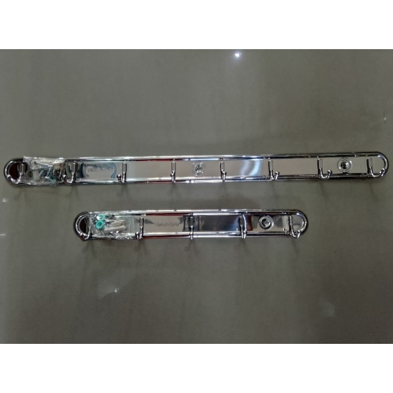 Jual CAPSTOK/GANTUNGAN BAJU DINDING 5 & 8 KAIT | Shopee Indonesia