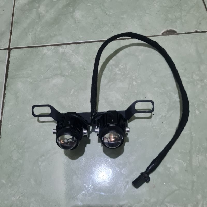 Jual Lampu tambahan/tembak 1 set buat molis fox-R dan Fox-S atau molis ...