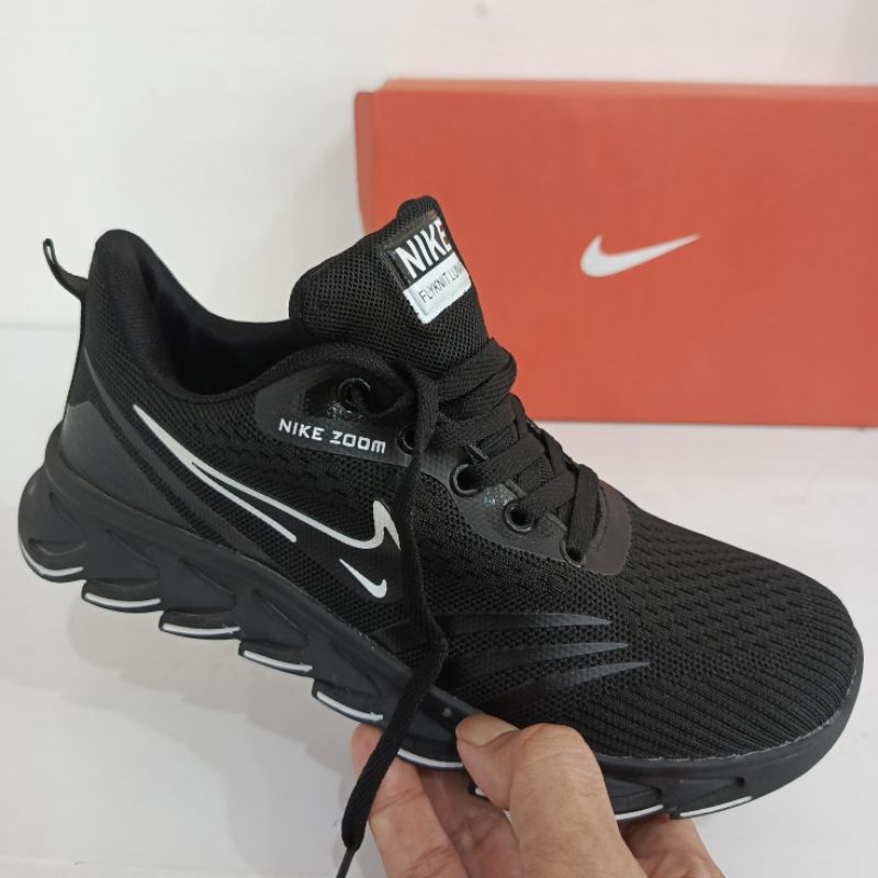 Jual Sepatu Running Adidas Springblade Made In Vietnam Sepatu