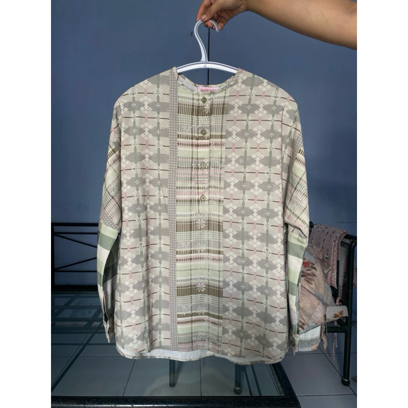 Jual PRELOVED RIA MIRANDA | Shopee Indonesia