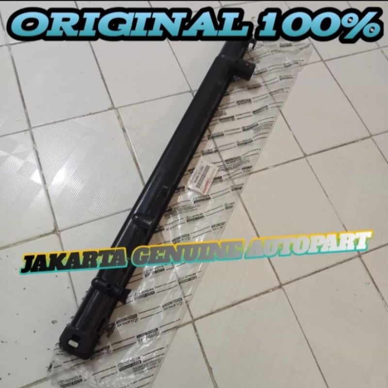 Jual upper tank radiator atas Toyota Innova Fortuner Hilux bensin ...