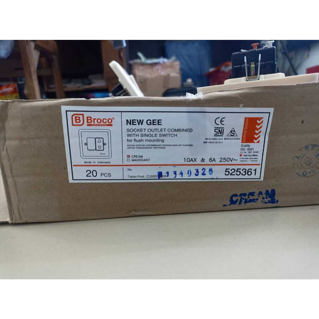Jual BROCO SOCKET OUTLET COMBINED SINGLE SWITCH INBOW (STOP KONTAK ...