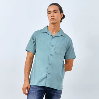 M231 Kemeja Pria Basic Polos Hawaii Pendek Hijau Sage 0159D