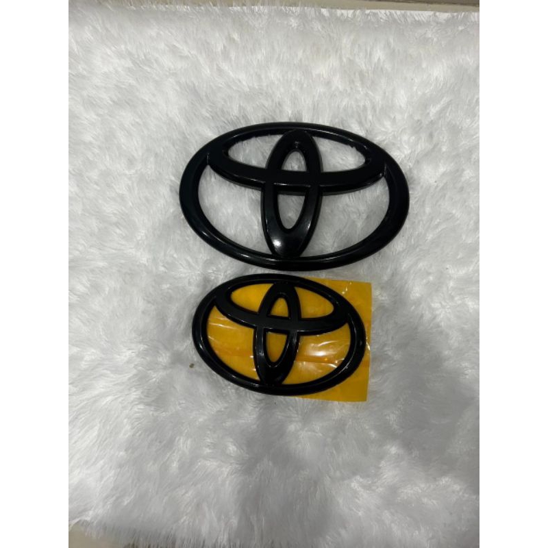 Jual Emblem logo Innova reborn hitam glossy 2016 2017 2018 2019 2020 ...