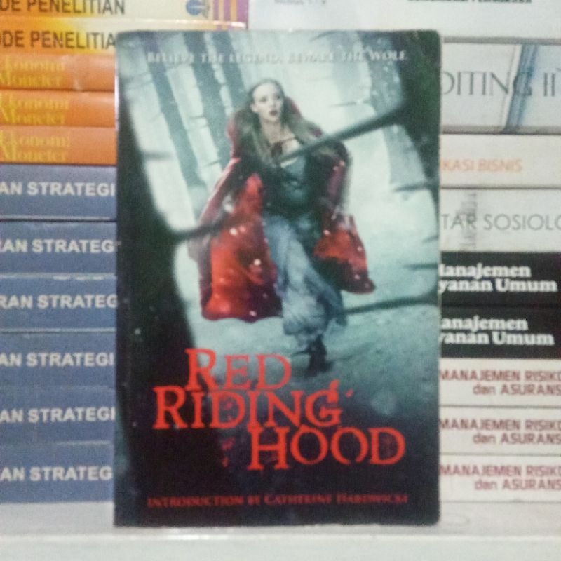 Jual Buku Novel Legend; RED RIDING HOOD Believe The Legend.Beware The ...