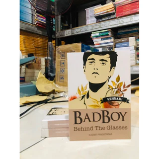 ( PROMO BUKU MURAH ORIGINAL ) BUKU NOVEL / REMAJA / DEWASA / ROMANCE / FIKSI / BADBOY BEHIND THE GLASSES / KADEK PINGETANIA