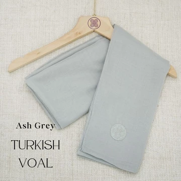 Restu Anggraini PRE ORDER Turkish Voal Hijab Segiempat Polos
