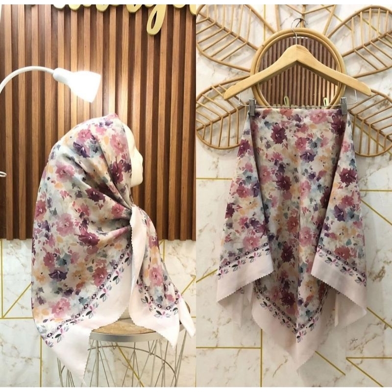 Kerudung Jilbab segiempat Voal Motif Lasercut Series Dawai By Nihalhijab Premium.