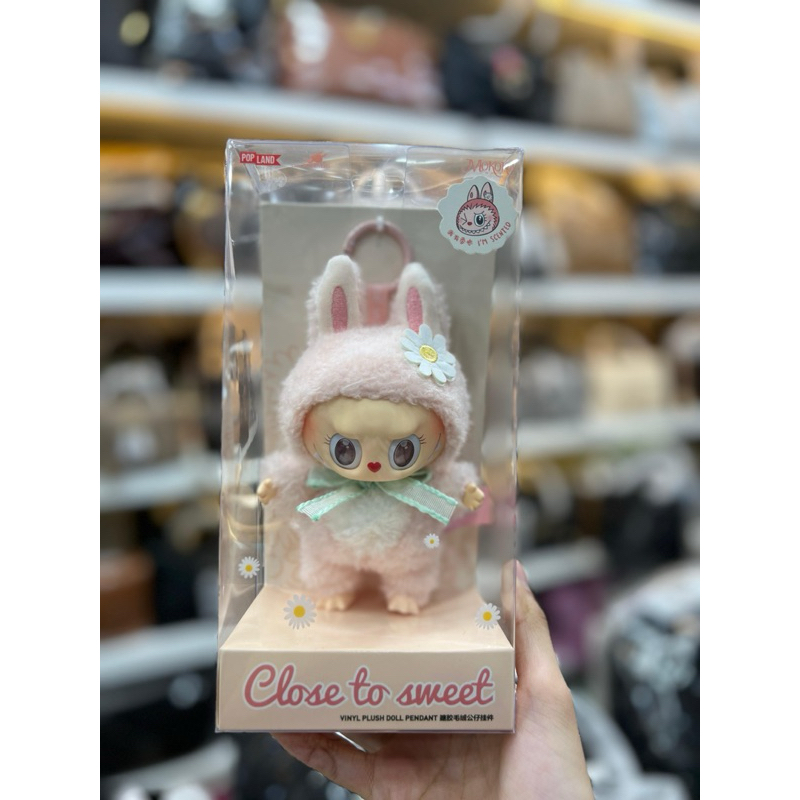 Jual LABUBU PINK CLOSE TO SWEET | Shopee Indonesia