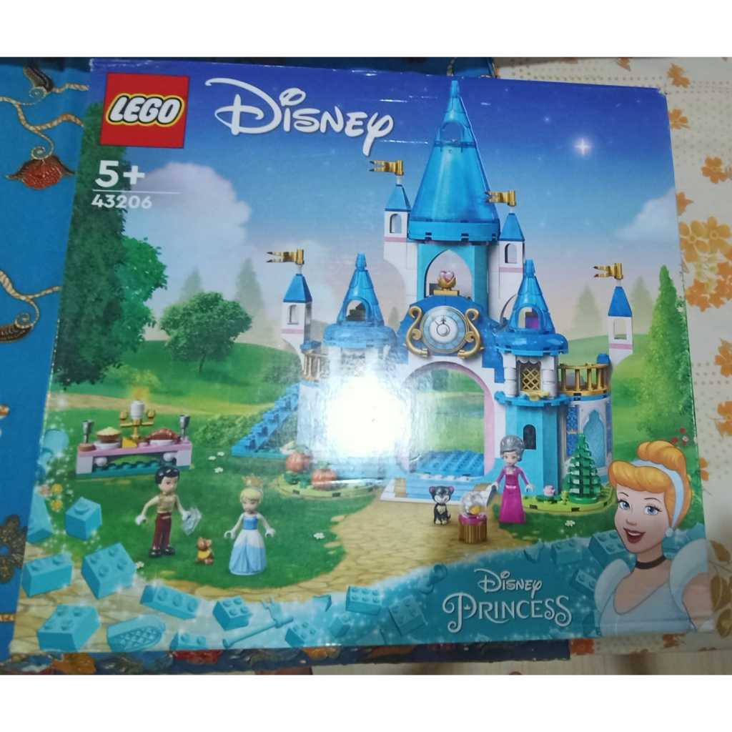 Jual LEGO 43206 Cinderella and Prince Charming's Castle | Shopee Indonesia