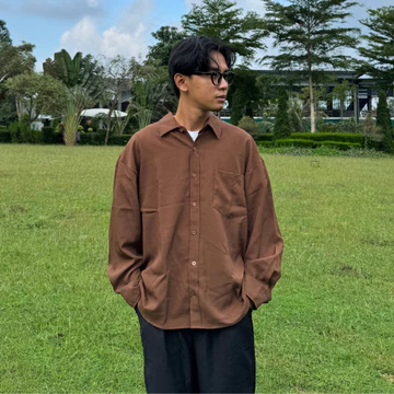 RoomFazza Kemeja Oversized Pria Lengan Panjang Kemeja Kasual Kemeja Polos Kemeja Pria Kemeja