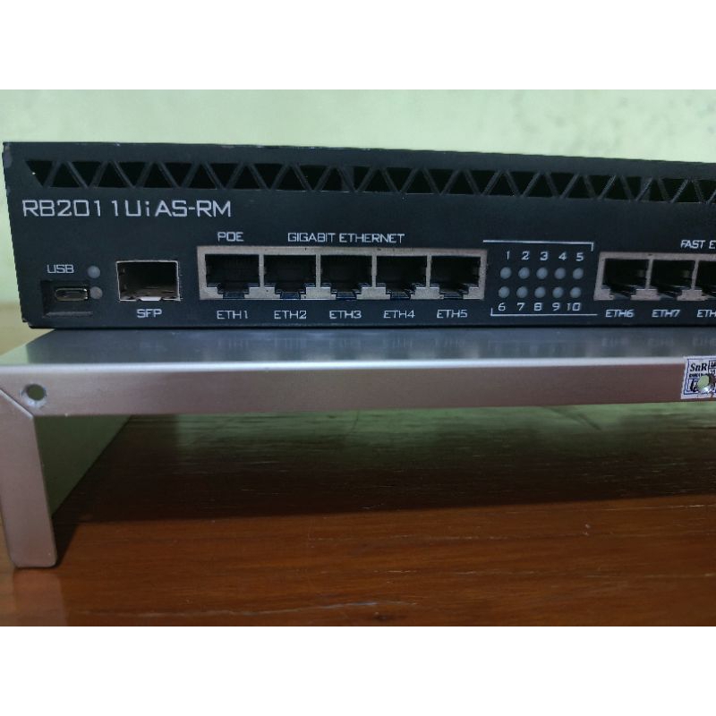 Jual RB 2011 UIAS-RM Mikrotik Router + Adaptor | Shopee Indonesia