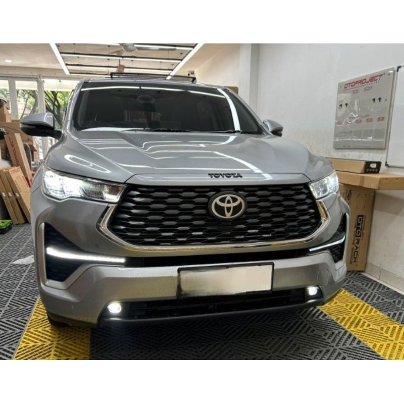 Jual DRL LED + SEN RUNNING INNOVA ZENIX | Shopee Indonesia