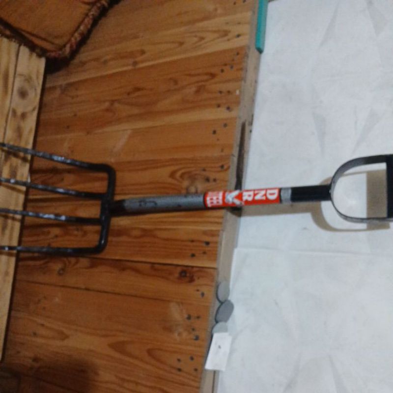Jual Alat pertanian garfu 4 gigi kualitas bagus | Shopee Indonesia