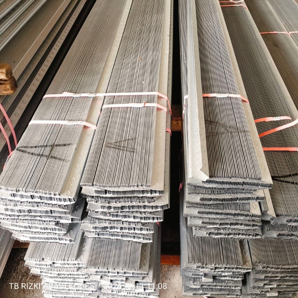 Jual RENG BAJA RINGAN TRUSS 0,40 / 0,45 mm STD Panjang FULL 2 Mtr 3 mt ...