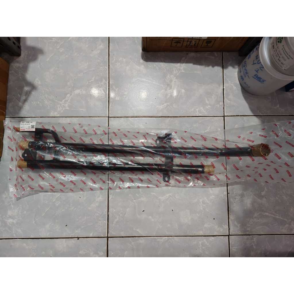 Jual Pipa Selang Air Radiator Bawah Inlet Grand Gran Max / Luxio ASLI ...