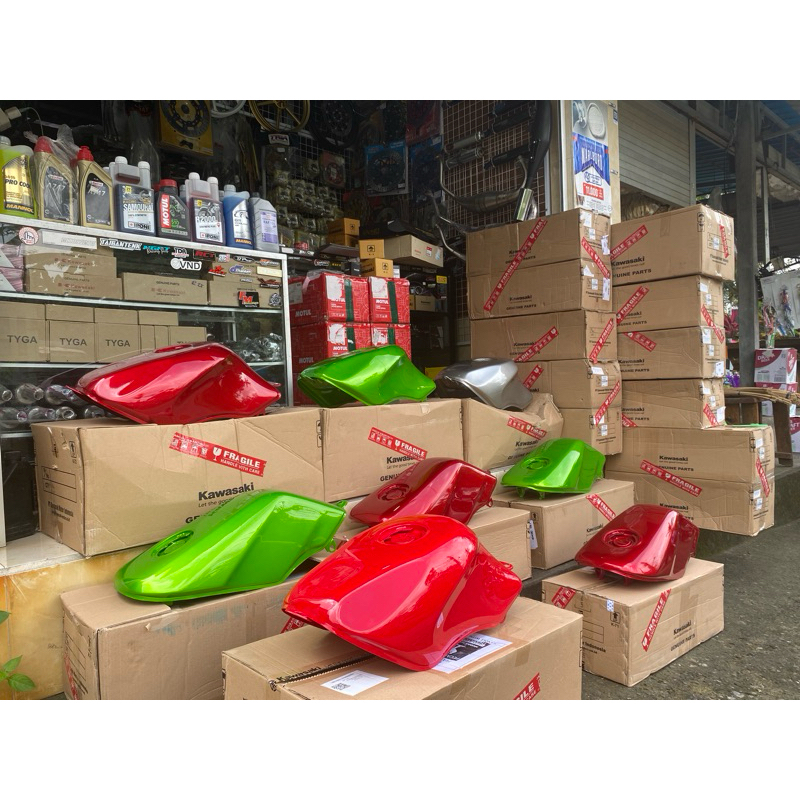 Jual tangki ninja 150 r ss original kawasaki | Shopee Indonesia