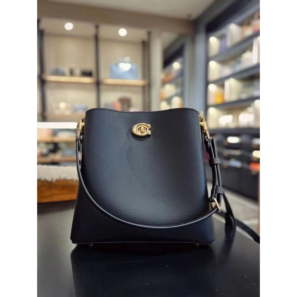 Jual Coach Charlie Bucket 21 Coach Town Bucket Bag In Signature