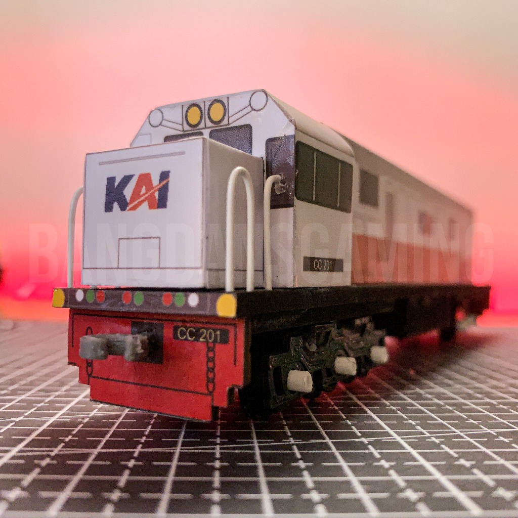 Jual Lokomotif CC 201 Tanpa Mesin Miniatur Kereta Api Indonesia ...