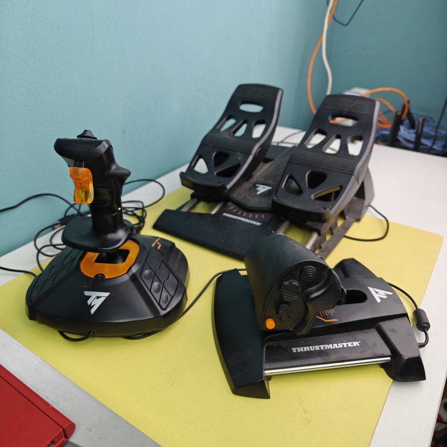Jual Thrustmaster t16000m flight pack second bekas | Shopee Indonesia