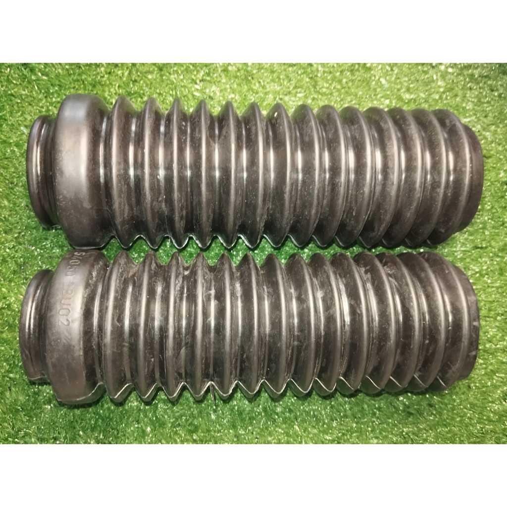 Jual KARET BOOTH SHOCK BREAKER DEPAN HYUNDAI H1 | Shopee Indonesia