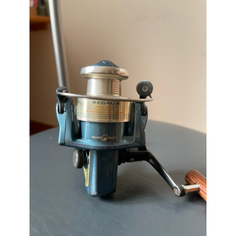 Moulinet Daiwa Regal-X 2000T – Neuf En Boîte – Avec Bobine Supplémentaire