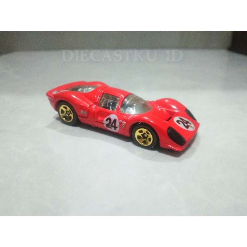Hot Wheels Ferrari 330 P4 – Miniature 1/43 – P9957 Collection