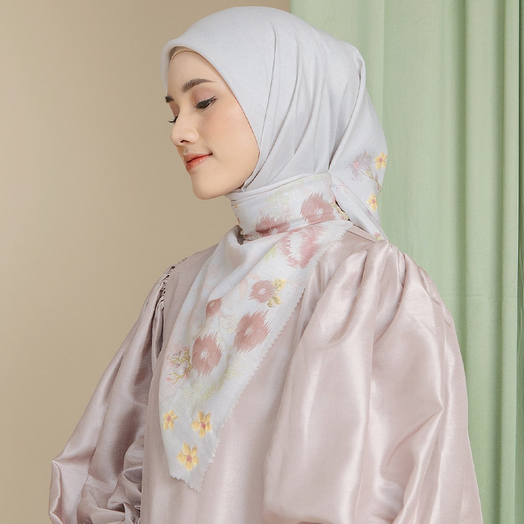 Gallery Scarf