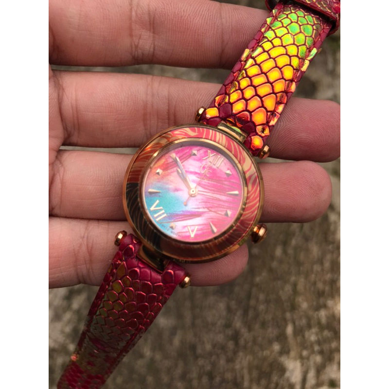 Jual jam tangan wanita guess collection GC quartz second bekas | Shopee ...