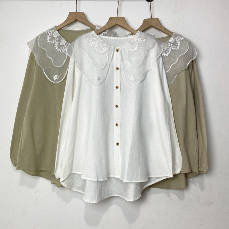 HGIRL BELINDA BLOUSE IN GREEN AND RED FLORAL main image 1
