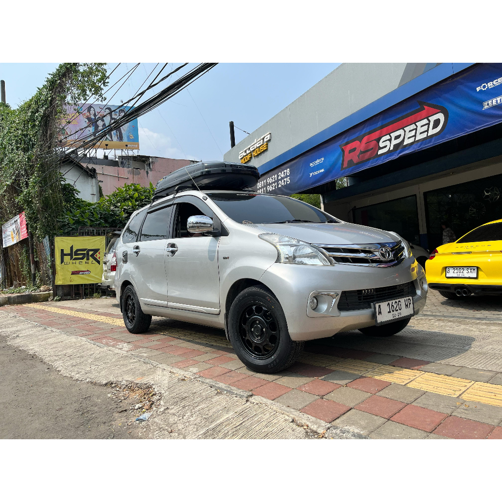 Jual PAKET VELG PLUS BAN ACCELERA 205 65 R15 UNTUK MOBIL AVANZA USE ...