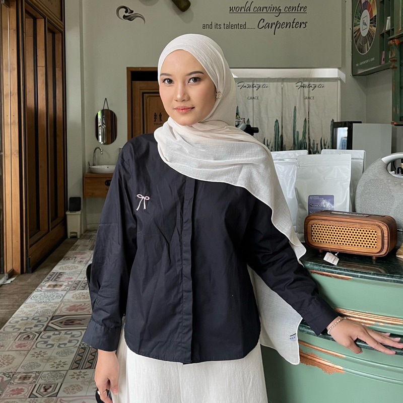 Jual PETITE SIZE - RIANA RIBBON EMBROIDERY SHIRT - KEMEJA COQUETTE ...