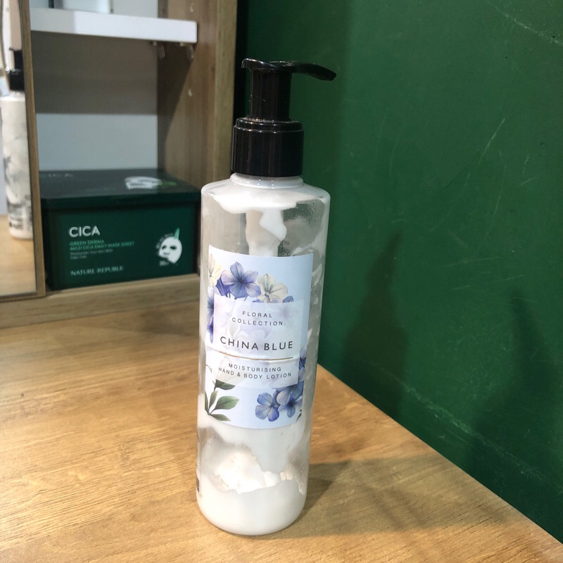 Jual Botol kosong hand and body lotion marks and spencer china blue 250 ...