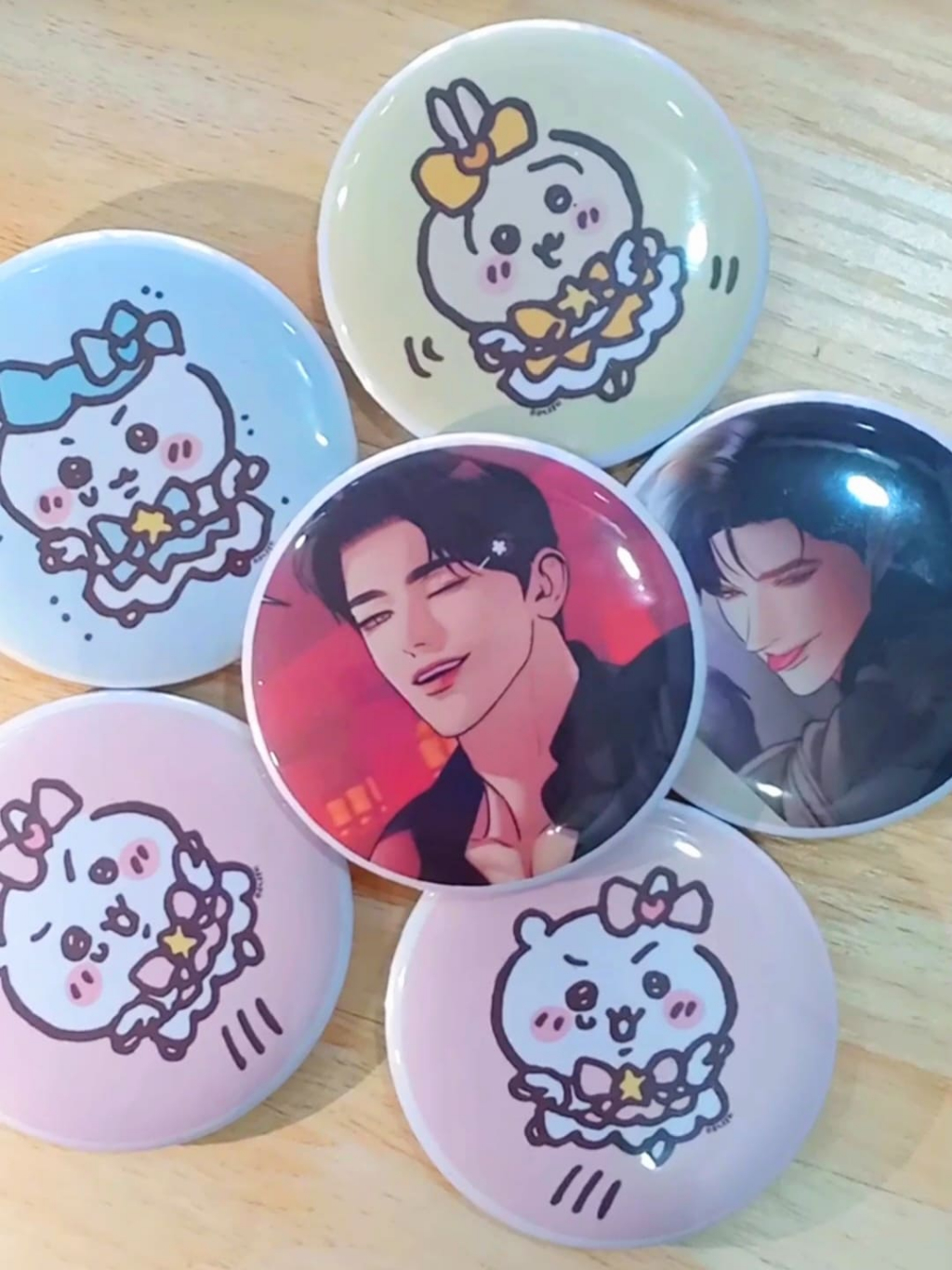 Jual CETAK PIN BROS CUSTOM PENITI SOUVENIR ANIME KPOP PACAR CUSTOM ...