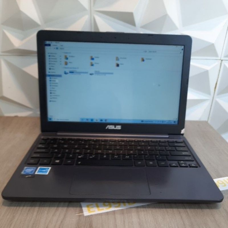 Jual asus e203MAH n4000 ram 2 hdd 500gb normal njaya | Shopee Indonesia