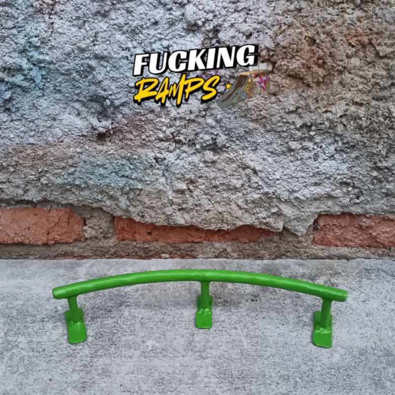 Jual obstacle fingerboard half moon green by fcking ramps | Shopee ...