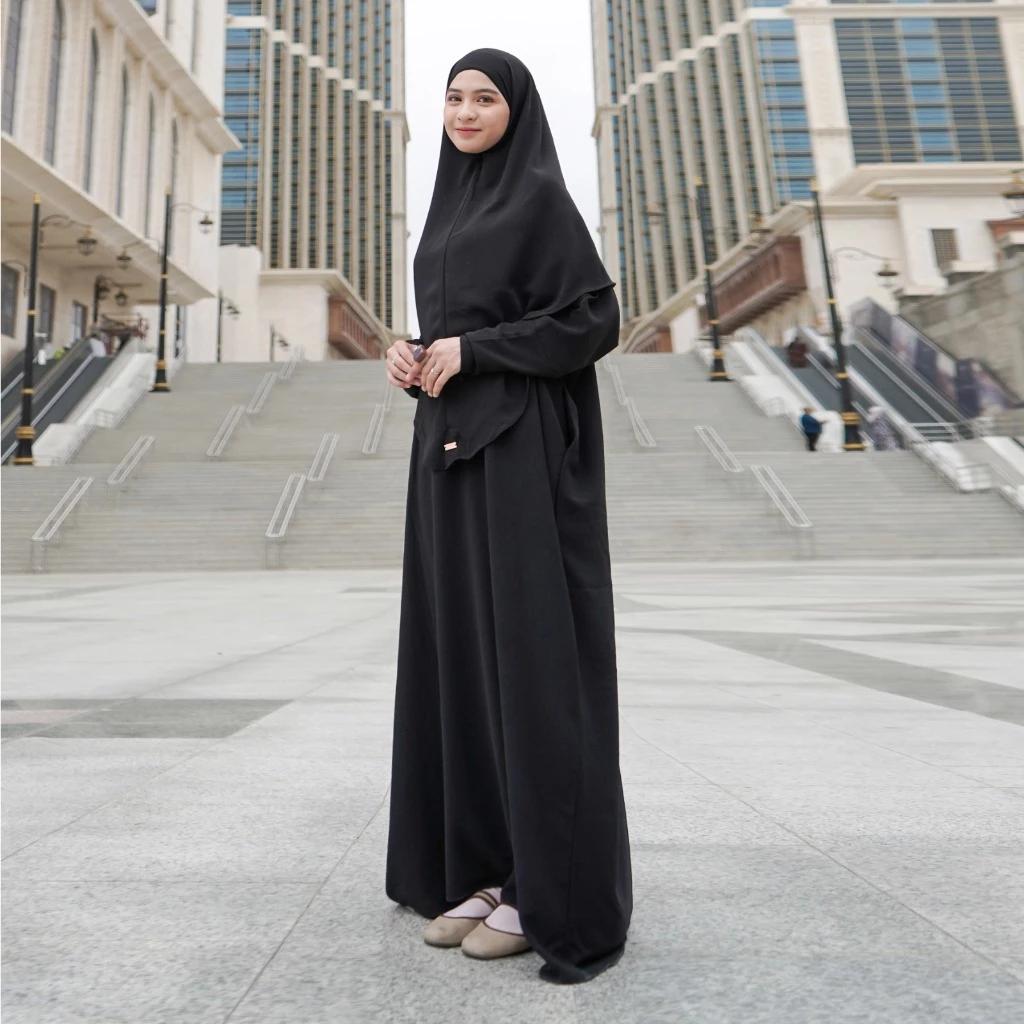 Detail Hafsha Abaya Set Crinkle Premium