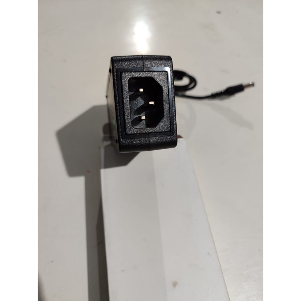 Jual ADAPTOR MONITOR 19