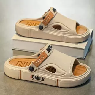 Sandal Olahraga Luar EVA Dalam Ruangan Rumah Bersol Tebal Anti-selip Sandal Ukuran Besar Untuk Pria