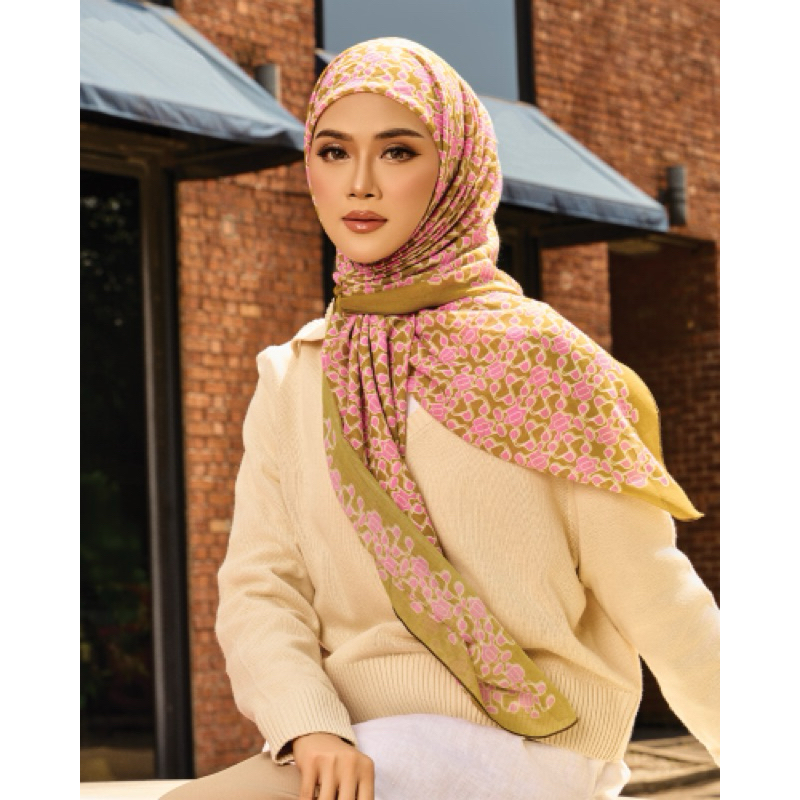 Jual Shawl Publika & Tudung Ruffle hijab malaysia [by request] | Shopee ...