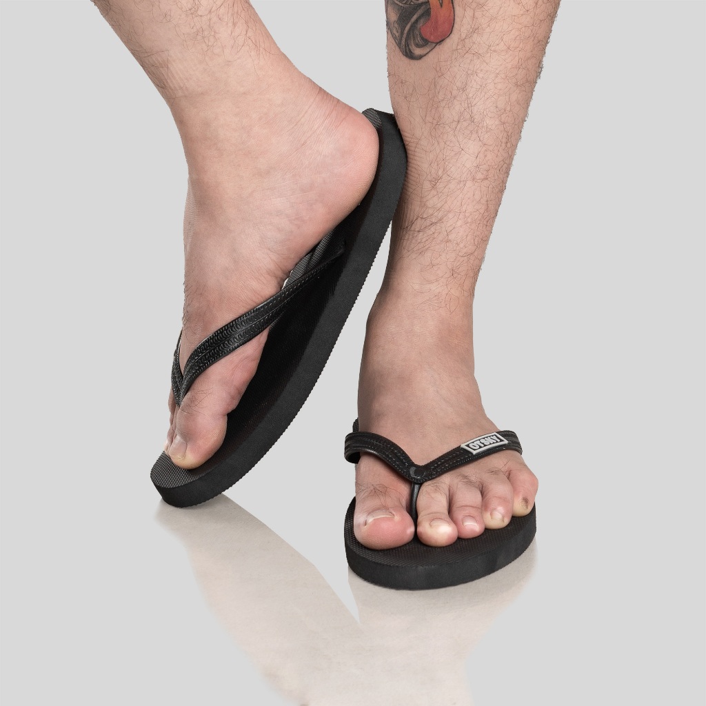 Jual Otsky Sendal / Sandal Jepit Pria Wanita Font Black Casual Harian ...