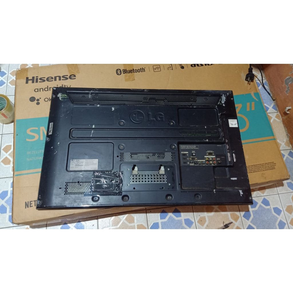 Jual Panel layar tv LED LG 32LE4500 ORIGINAL | Shopee Indonesia