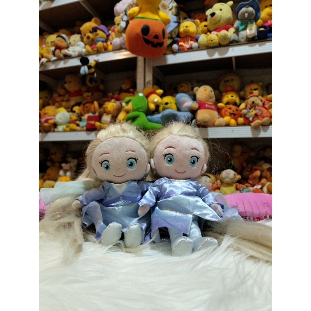 Jual boneka princess Elsa Frozen 2 brand Disney like new | Shopee Indonesia