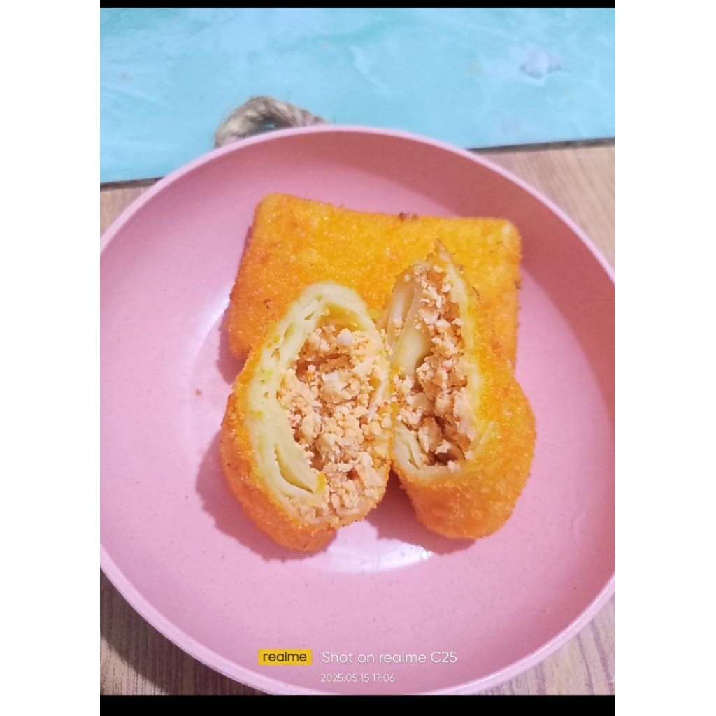Jual Risol Ayam Suwir Pedas | Shopee Indonesia
