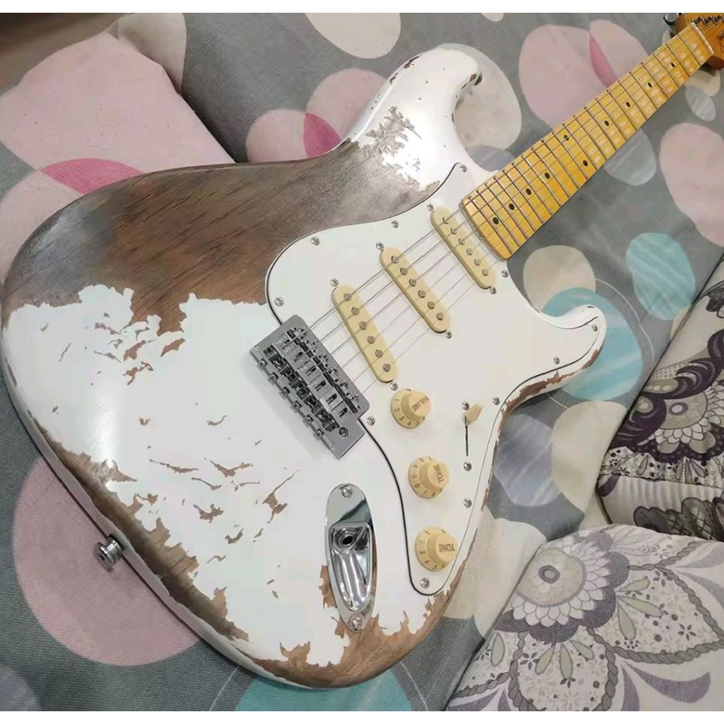 Jual Gitar Elektrik S Style Relic Pre order | Shopee Indonesia